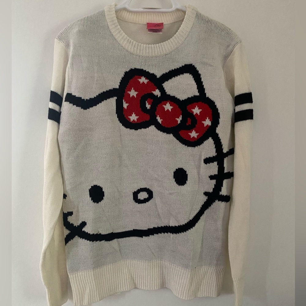 2/$20 Hello Kitty Sweater Officially Licensed Sanrio - Picture 7 of 7
